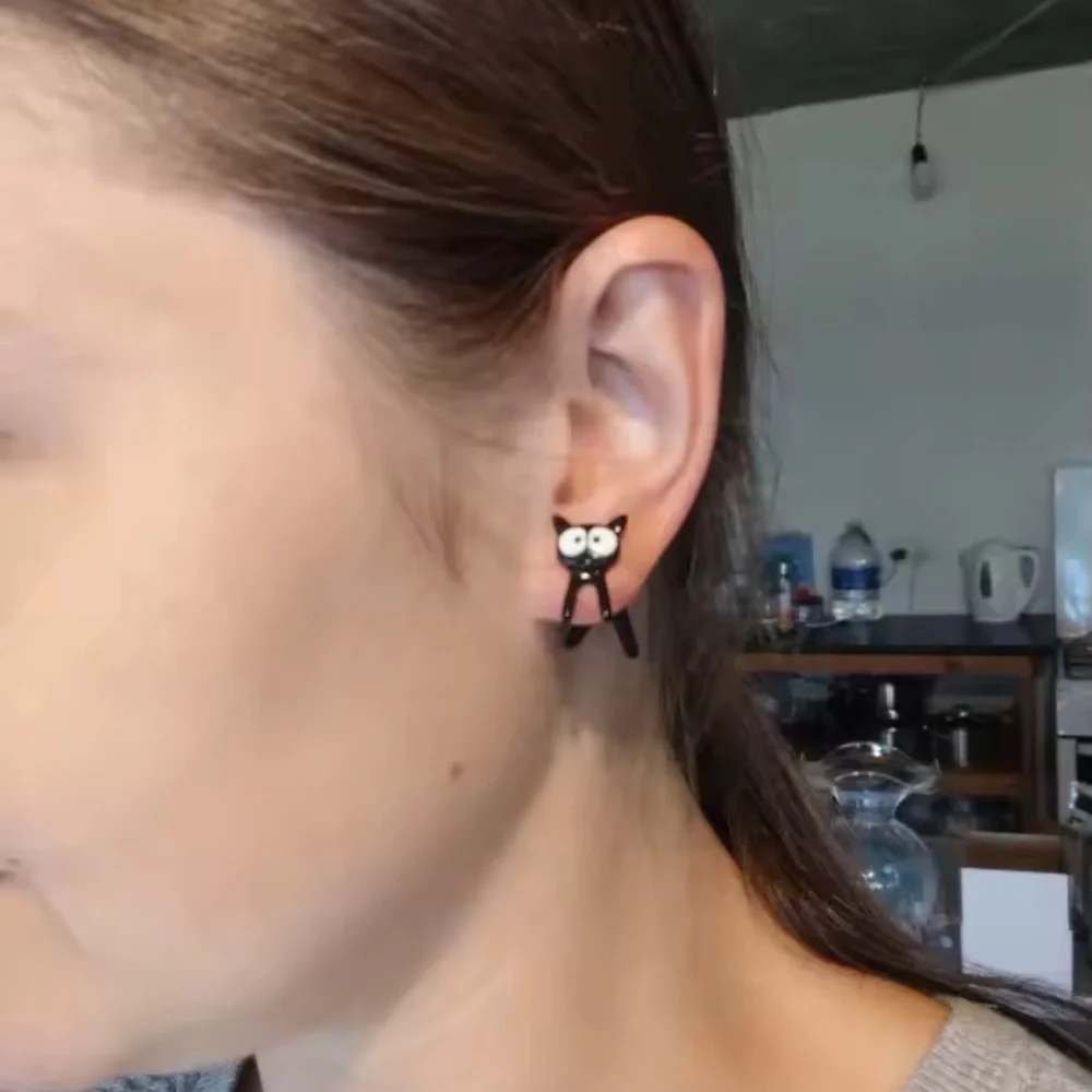 Playful Black Cat Stud Earrings ๐พ - Picture 6 of 7